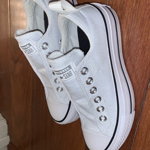 Converse All Star | white | Size 5 | no laces| glittery|New without Box - Picture 2 of 5